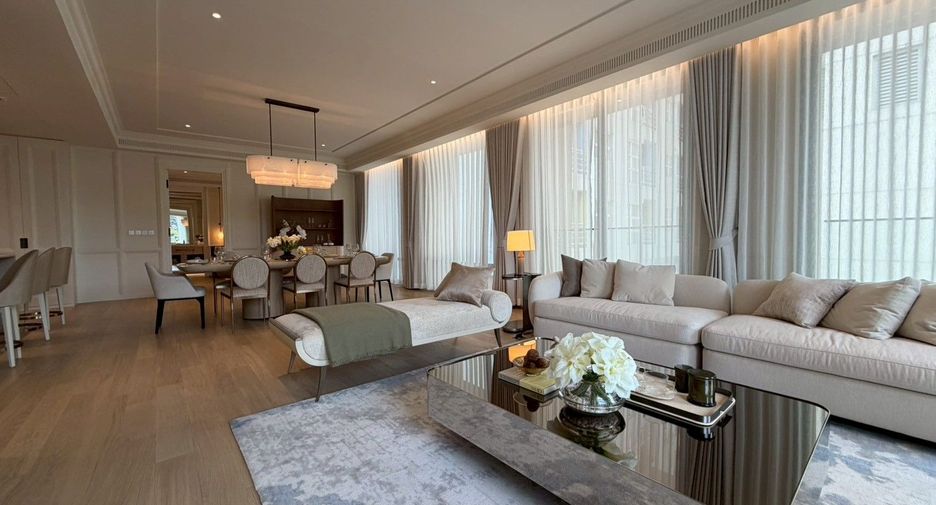 For sale 2 bedrooms condo in Khlong Toei, Bangkok