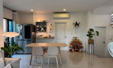 Casa en venta de 4 habitaciones en Bang Yai, Nonthaburi