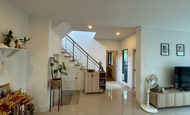 Casa en venta de 4 habitaciones en Bang Yai, Nonthaburi