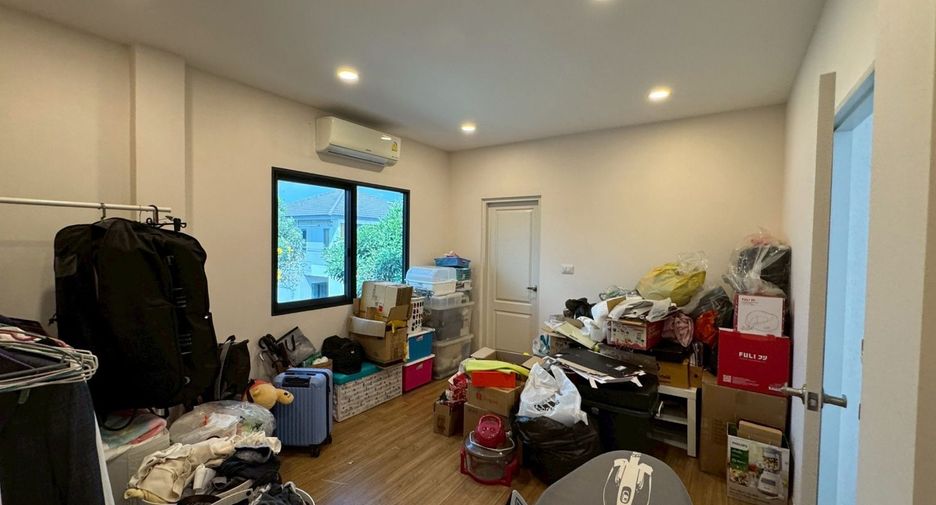 À vendre 4 chambres maison à Bang Yai, Nonthaburi