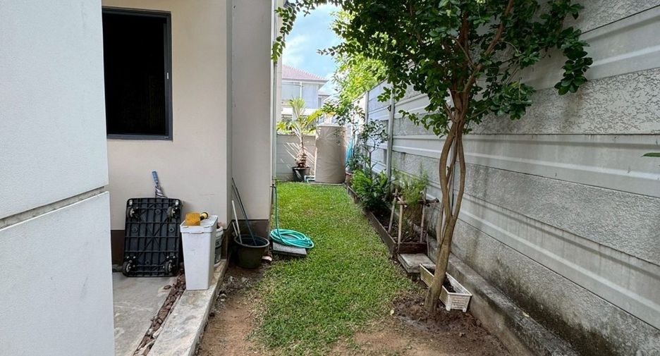 À vendre 4 chambres maison à Bang Yai, Nonthaburi