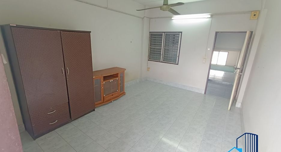 À vendre terrain à Thanyaburi, Pathum Thani