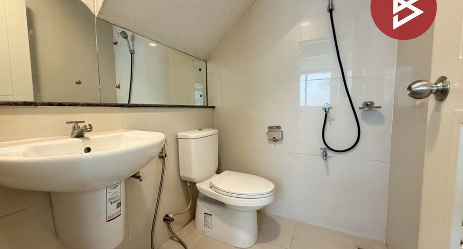 Haus zum Kauf mit 4 Zimmer in Mueang Pathum Thani, Pathum Thani