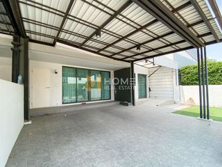 Reihenhaus zum Kauf mit 4 Zimmer in Taling Chan, Bangkok