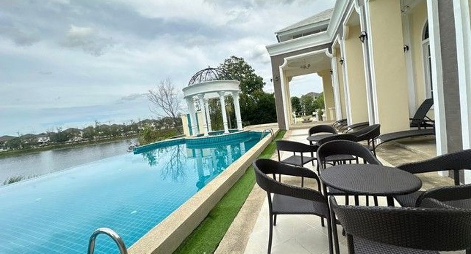 Casa en venta de 3 habitaciones en Bang Len, Nakhon Pathom