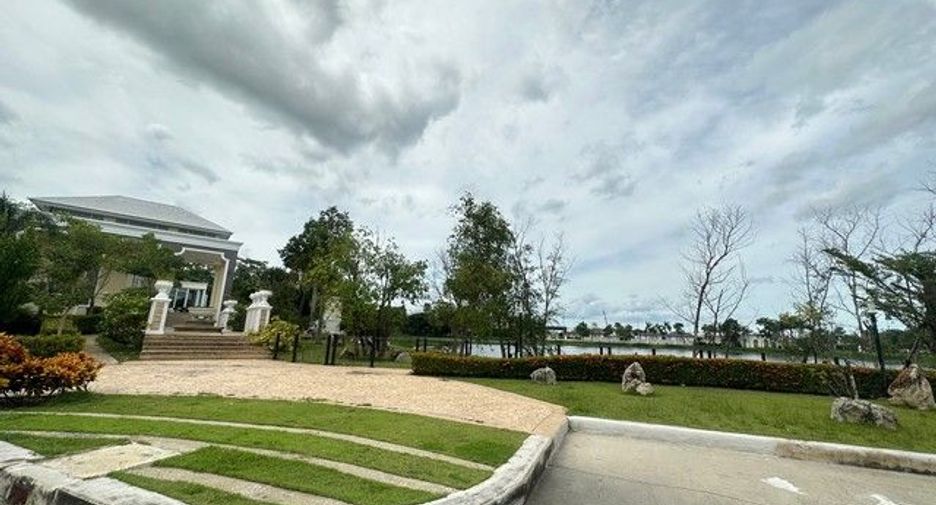 Casa en venta de 3 habitaciones en Bang Len, Nakhon Pathom