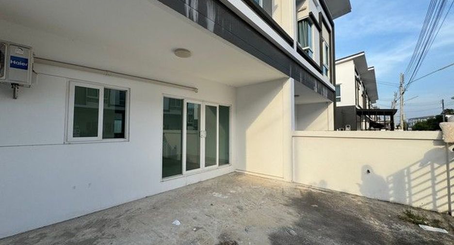 Gewerbefläche zum Kauf mit 4 Zimmer in Bang Len, Nakhon Pathom