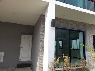 For sale 4 bedrooms house in Bang Len, Nakhon Pathom