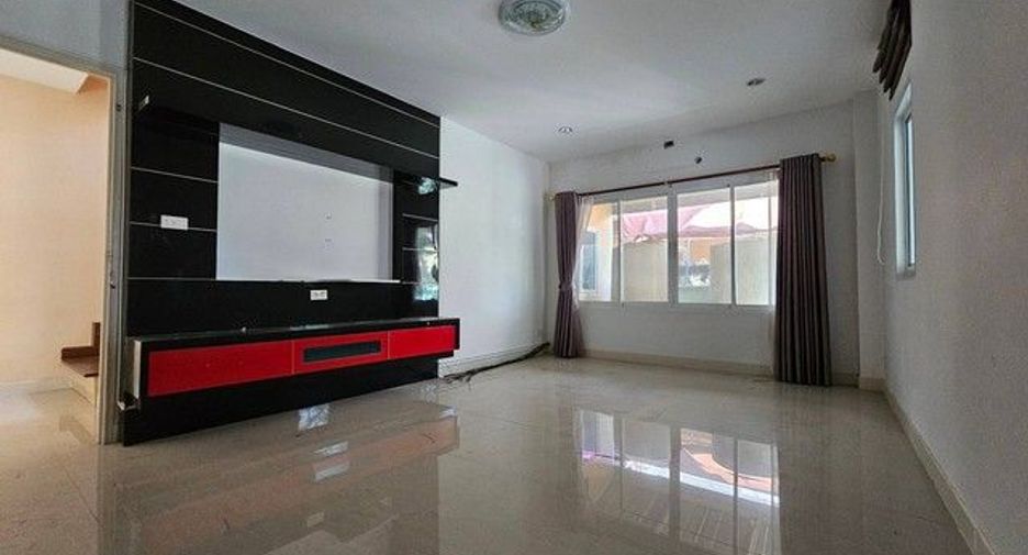 For sale 3 bedrooms house in Bang Len, Nakhon Pathom