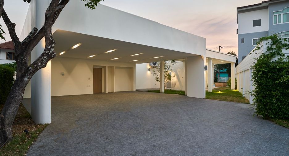 出售 6 卧室 独立屋 在 Mueang Chiang Mai, Chiang Mai