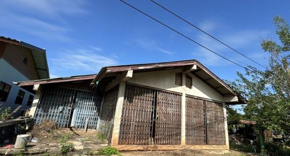 For sale 2 bedrooms house in Sawankhalok, Sukhothai