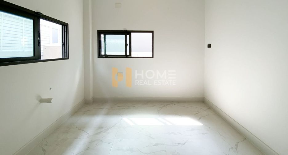 For sale 4 bedrooms house in Bang Kruai, Nonthaburi