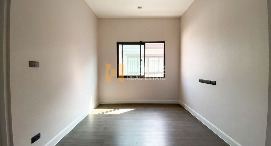 For sale 4 bedrooms house in Bang Kruai, Nonthaburi