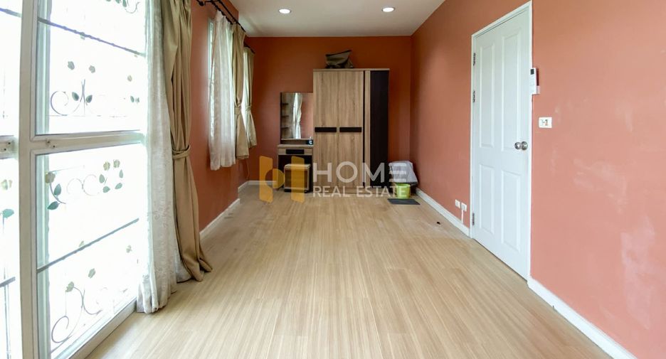 For sale 3 bedrooms townhouse in Bang Bon, Bangkok