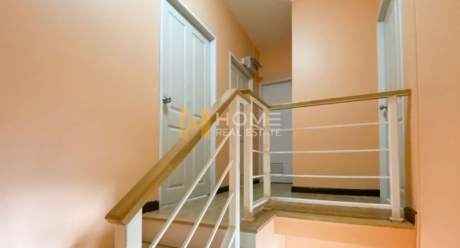 For sale 3 bedrooms townhouse in Bang Bon, Bangkok