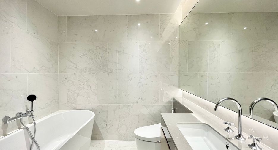 For sale 2 bedrooms condo in Pathum Wan, Bangkok
