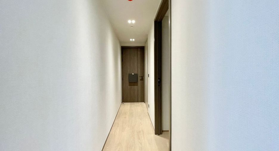 For sale 2 bedrooms condo in Pathum Wan, Bangkok