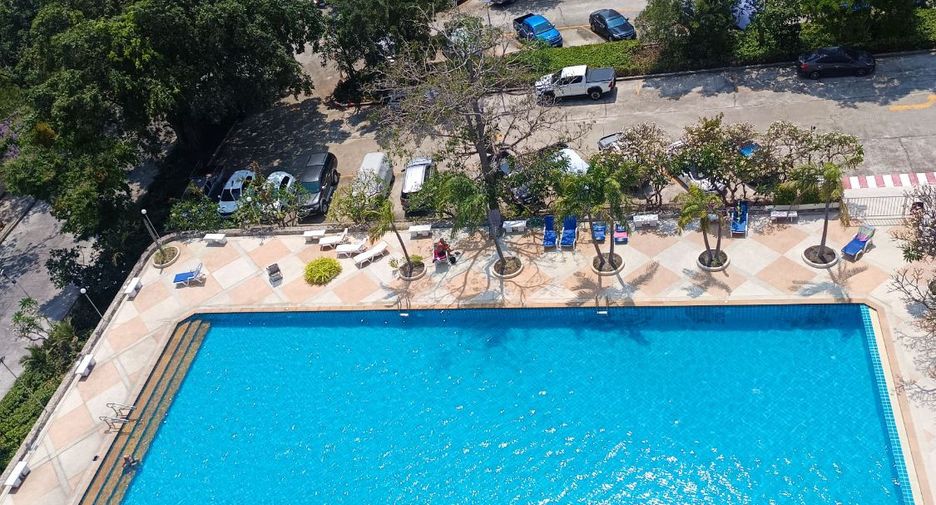 Wohnung zum Kauf mit Studio in Bang Lamung, Chonburi