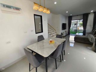 For rent 4 bedrooms villa in Bang Lamung, Chonburi