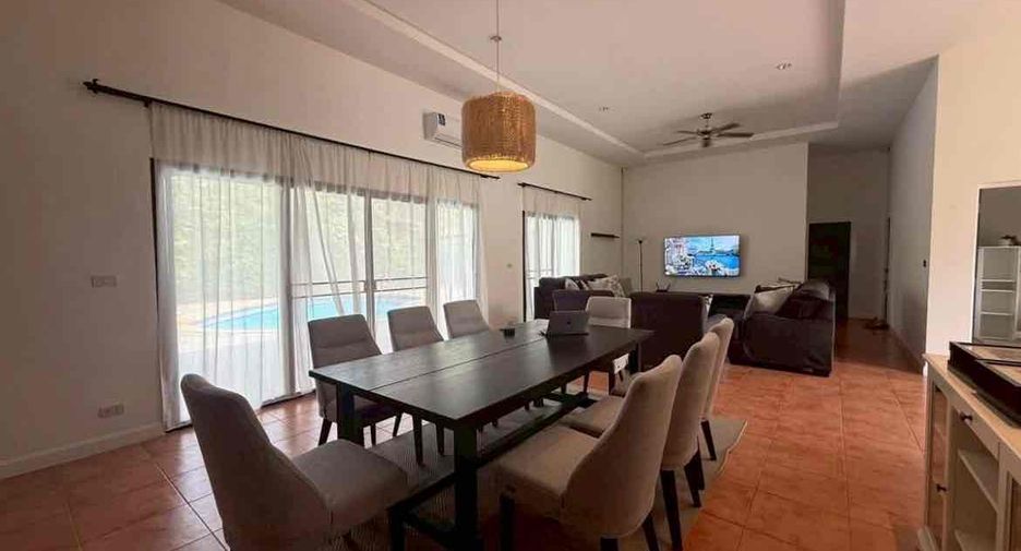 出租 4 卧室 别墅 在 Bang Lamung, Chon Buri