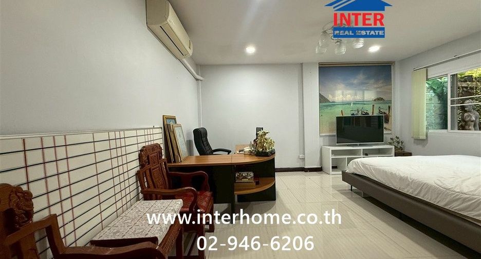 Haus zum Kauf mit 4 Zimmer in Wang Thonglang, Bangkok