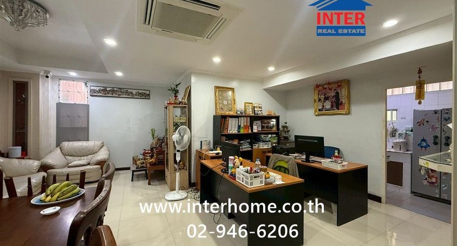 Haus zum Kauf mit 4 Zimmer in Wang Thonglang, Bangkok