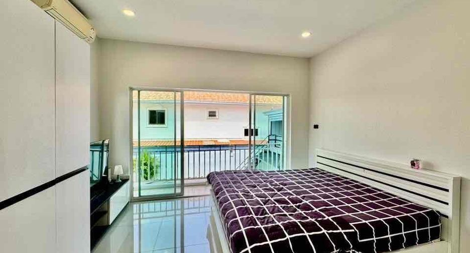 For rent 7 bedrooms villa in Bang Lamung, Chonburi