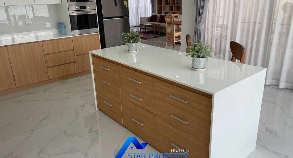 For sale 3 ベッドルーム villa in Hua Hin, Prachuap Khiri Khan