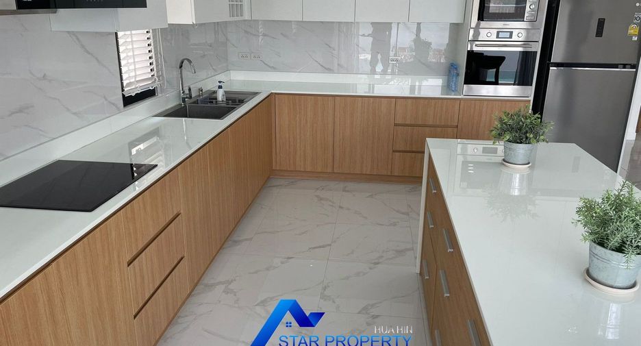 For sale 3 ベッドルーム villa in Hua Hin, Prachuap Khiri Khan