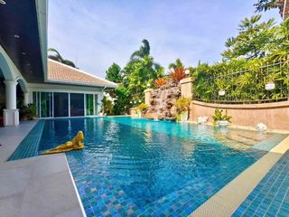 Villa zum Kauf und zur Miete mit 3 Zimmer in Bang Lamung, Chonburi