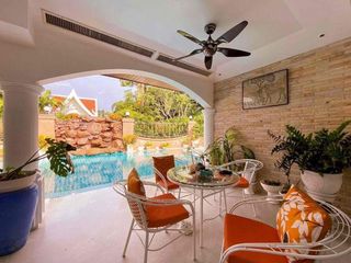 Villa zum Kauf und zur Miete mit 3 Zimmer in Bang Lamung, Chonburi