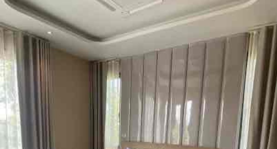 For rent 4 bedrooms villa in Bang Lamung, Chonburi