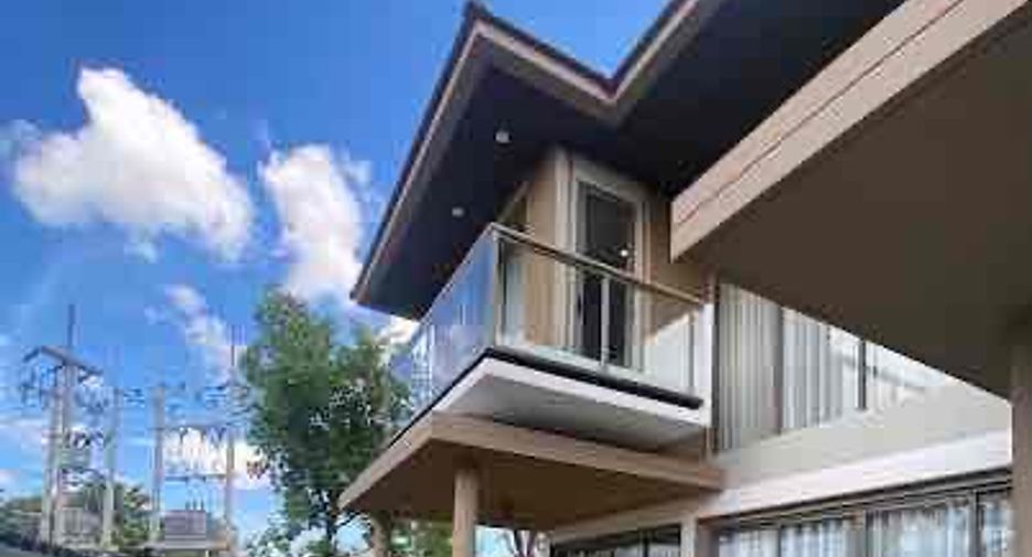 For rent 4 bedrooms villa in Bang Lamung, Chonburi