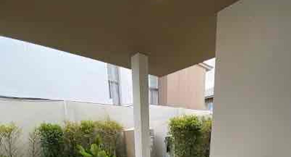 For rent 4 bedrooms villa in Bang Lamung, Chonburi