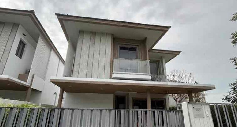 For rent 3 bedrooms villa in Bang Lamung, Chonburi