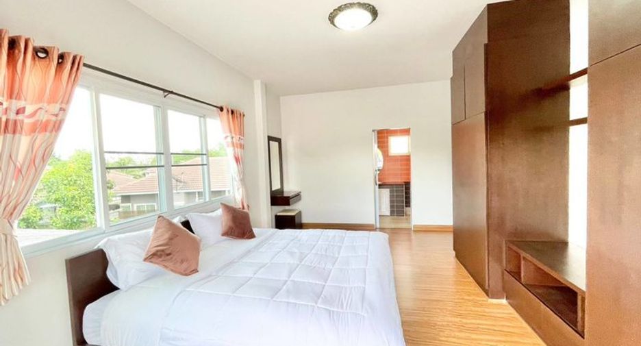 For rent 4 bedrooms villa in Doi Saket, Chiang Mai