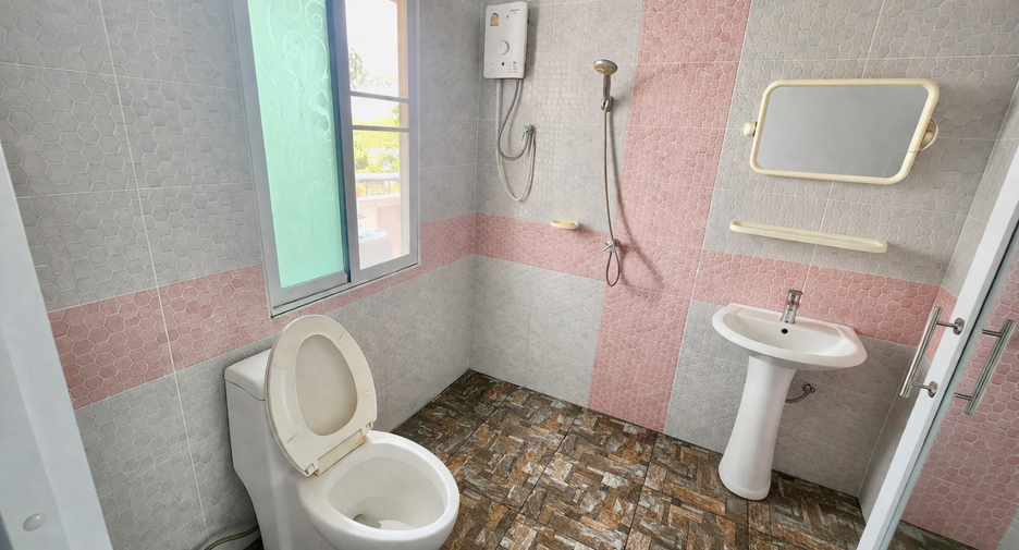 For sale 2 bedrooms house in Mueang Chachoengsao, Chachoengsao