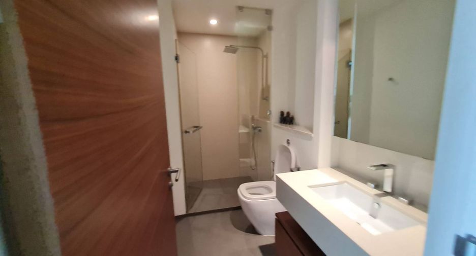 For rent 2 bedrooms condo in Sathon, Bangkok