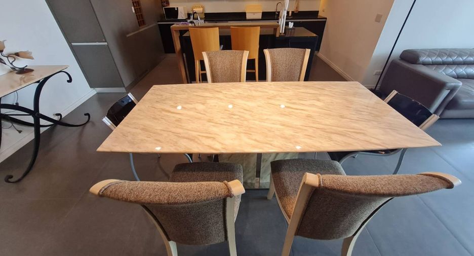 For rent 2 bedrooms condo in Sathon, Bangkok