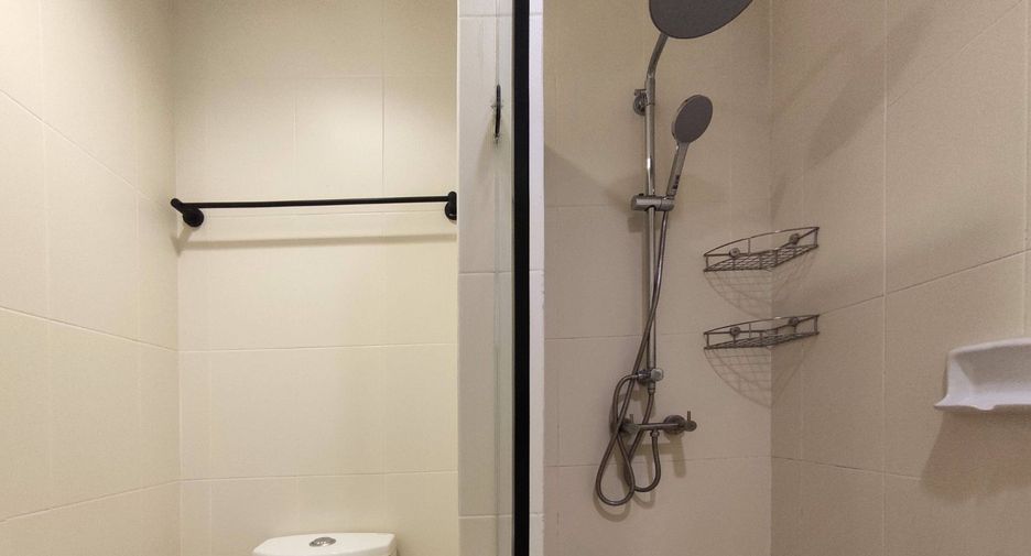 For rent 1 bed condo in Huai Khwang, Bangkok