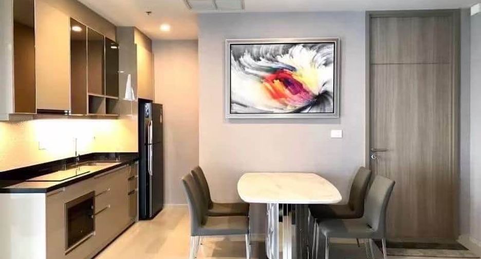 Condo en alquiler de 2 habitaciones en Pathum Wan, Bangkok