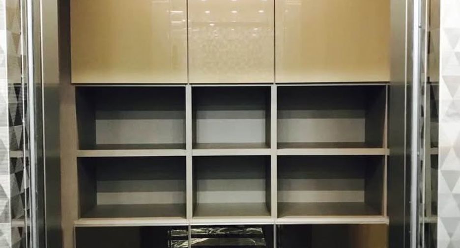 Condo en alquiler de 2 habitaciones en Pathum Wan, Bangkok