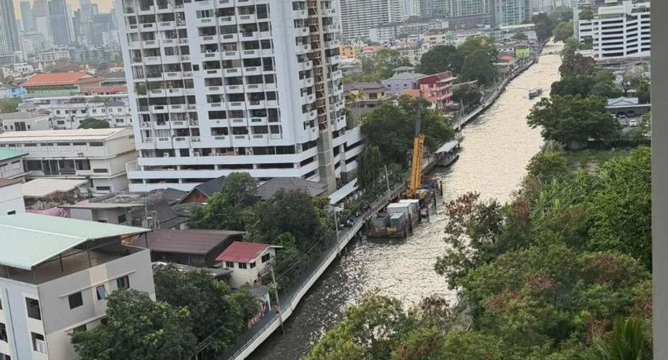 For rent 1 bed condo in Watthana, Bangkok