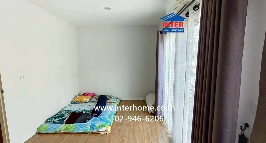 For sale 3 bedrooms townhouse in Mueang Nonthaburi, Nonthaburi