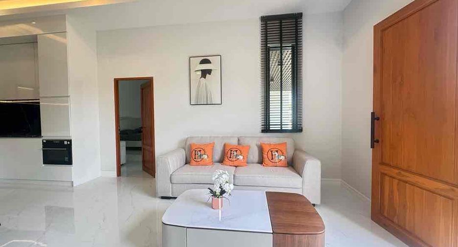Villa en alquiler y en venta de 4 habitaciones en Huay Yai, Pattaya
