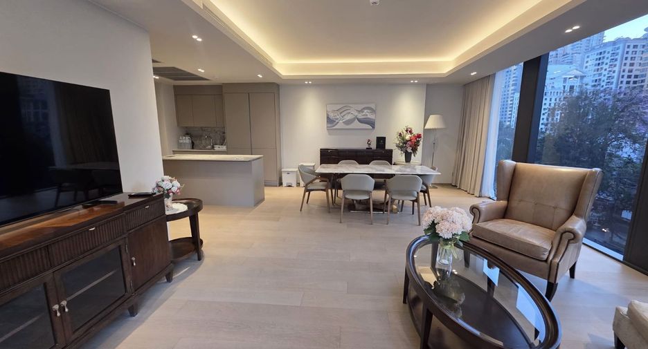 For sale 2 bedrooms condo in Pathum Wan, Bangkok
