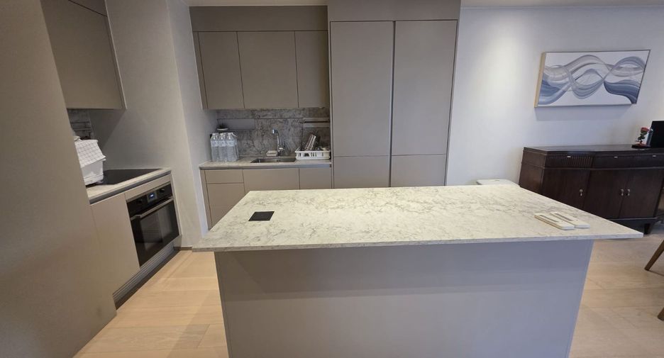 For sale 2 bedrooms condo in Pathum Wan, Bangkok