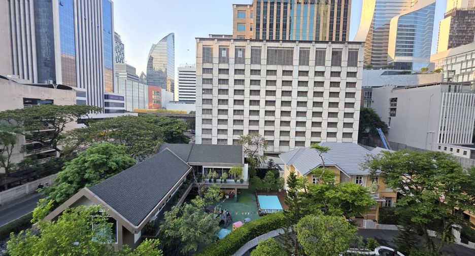 For sale 2 bedrooms condo in Pathum Wan, Bangkok