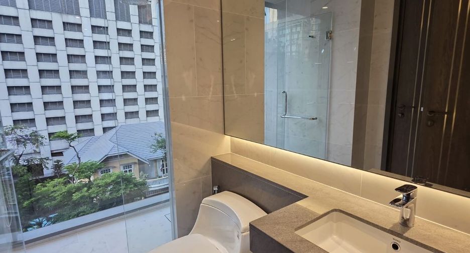 For sale 2 bedrooms condo in Pathum Wan, Bangkok