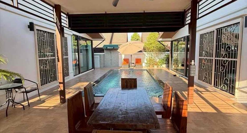 For sale and for rent 4 bedrooms villa in Bang Lamung, Chonburi